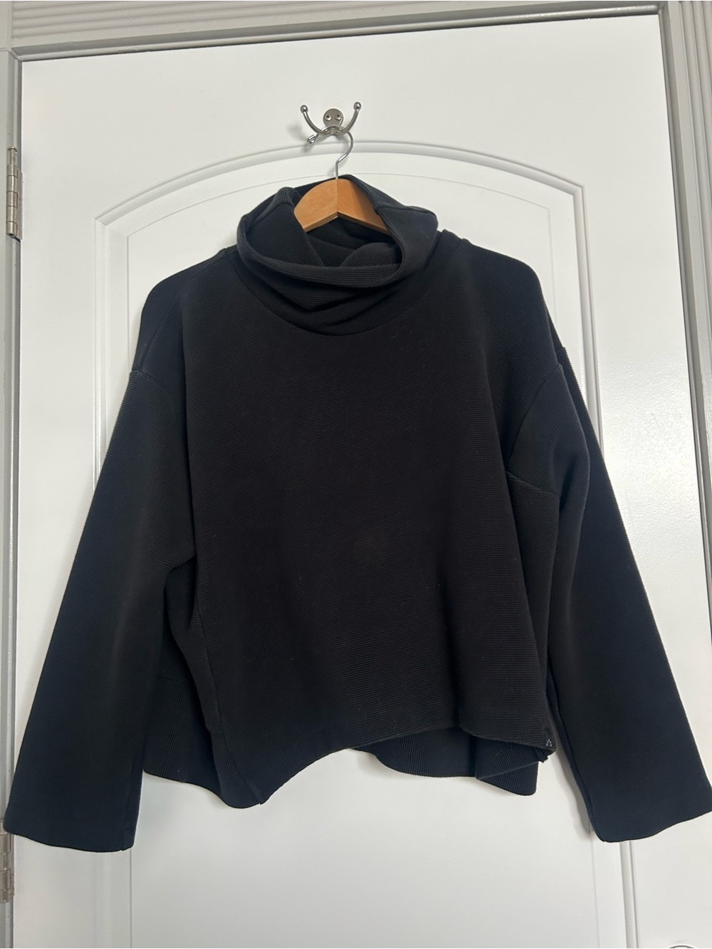 Varley Black Ribbed Cowl Neck Sweater Size L athleisure workout cozy normcore
